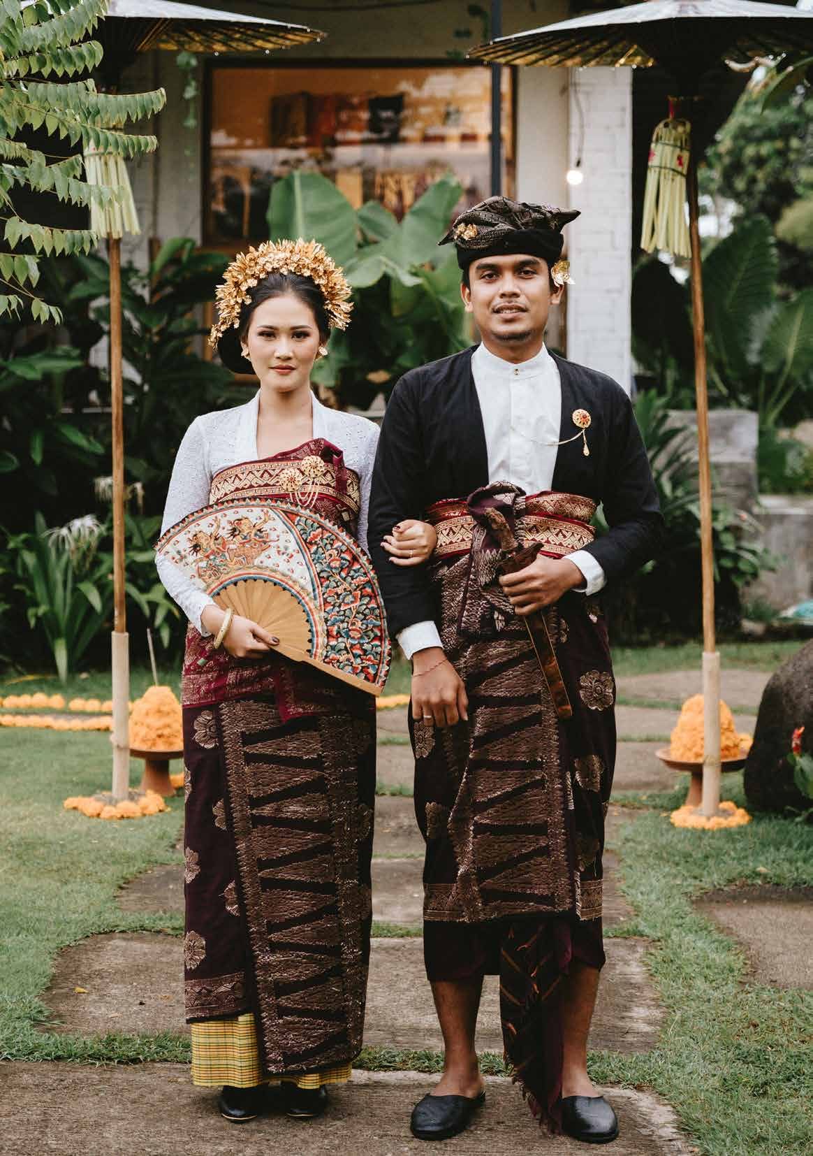 Indira Laksmi traditional Balinese costume photoshoot, photo 1