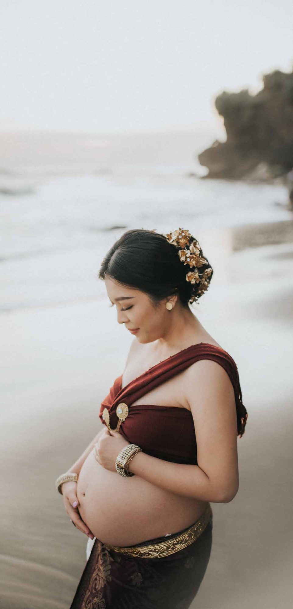 Indira Laksmi traditional Balinese costume photoshoot, photo 3