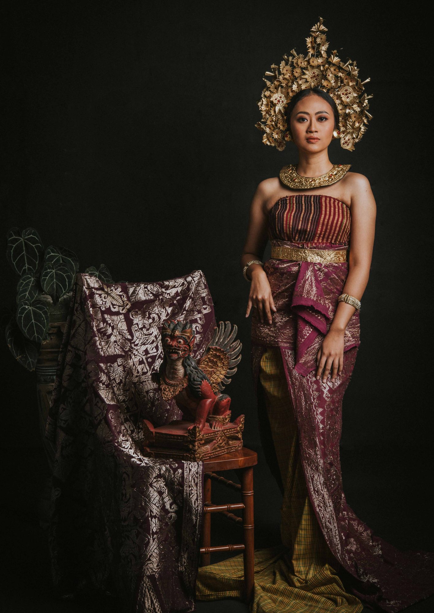 Indira Laksmi traditional Balinese costume photoshoot, photo 7