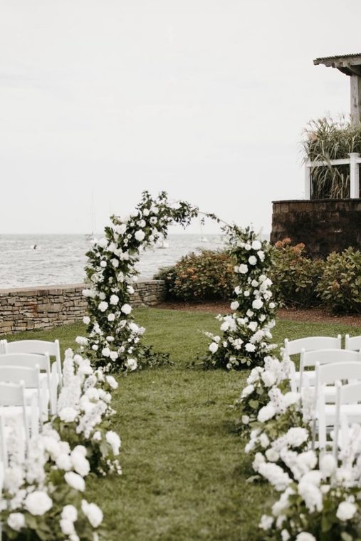 Love / Moon / Round Arch proposal setup in Bali, photo 3